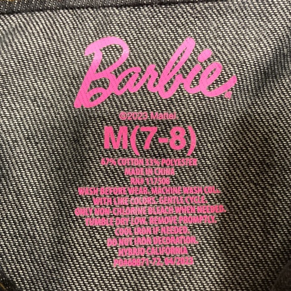 NWT Mattel Barbie denim jean jacket, button up bright pink graphics med 6/7 - Picture 7 of 11